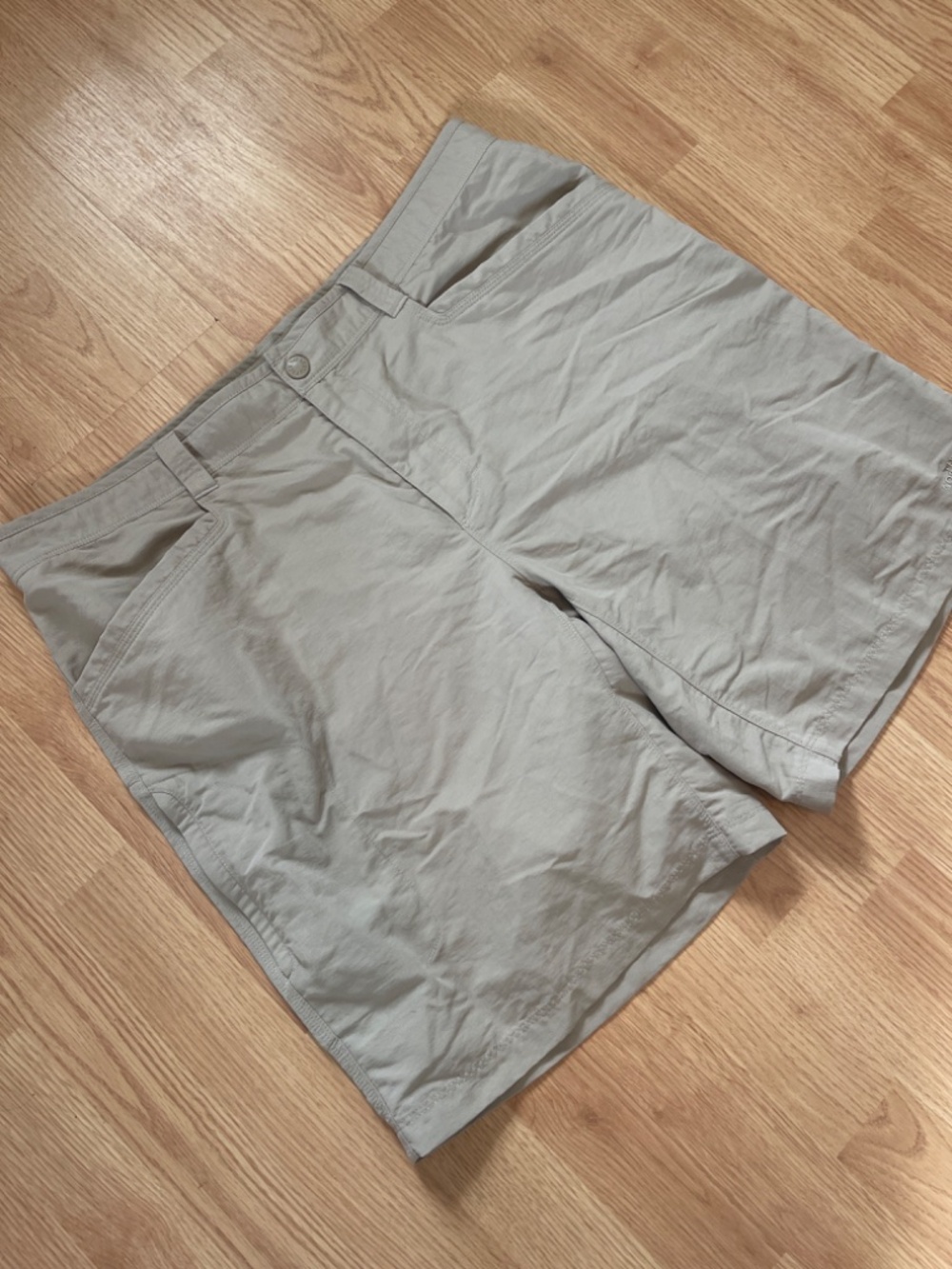The North Face Men’s Light Khaki Hybrid 10 Inch Inseam Snap Button Shorts Size40 - Picture 4 of 9